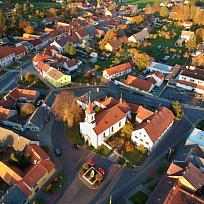 17.10. náměstí Svobody v Kolovči